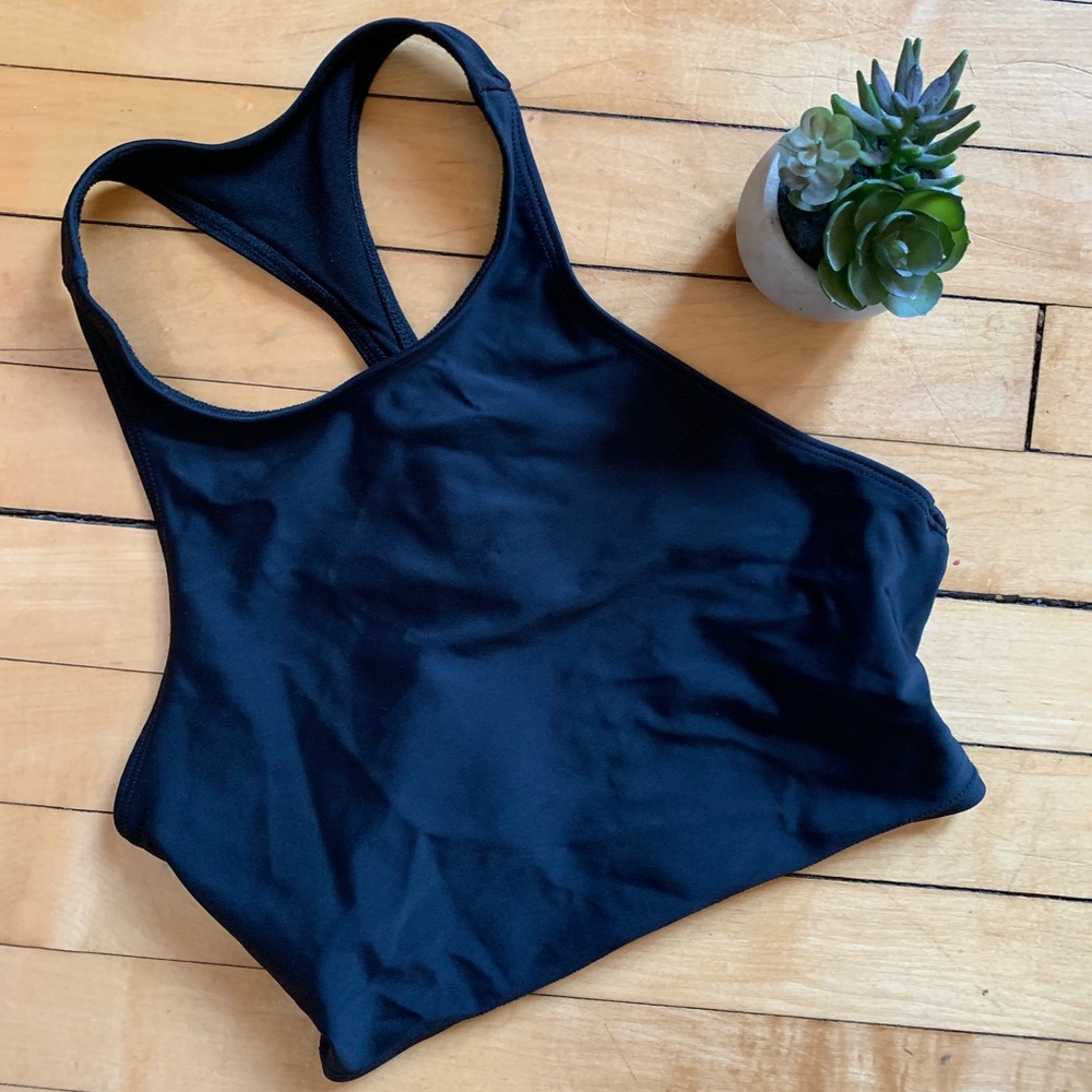 Onzie Peek-A-Boo Black Sports Bra